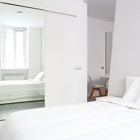 City Life Design Apartment Milan Bagian luar foto