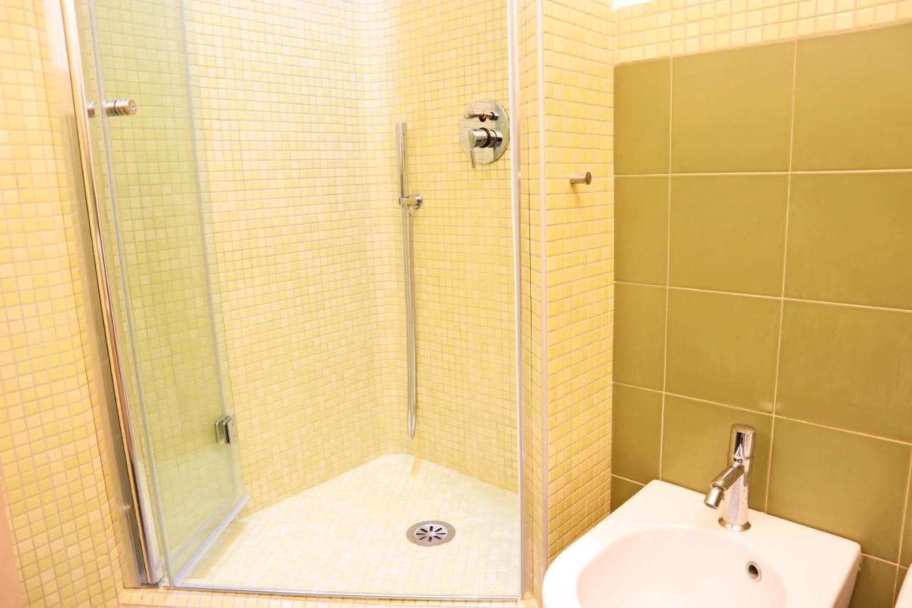 City Life Design Apartment Milan Bagian luar foto